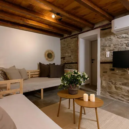 Toutounis House Kazaviti