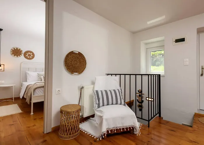 Semesterbostad Toutounis House Kazaviti *