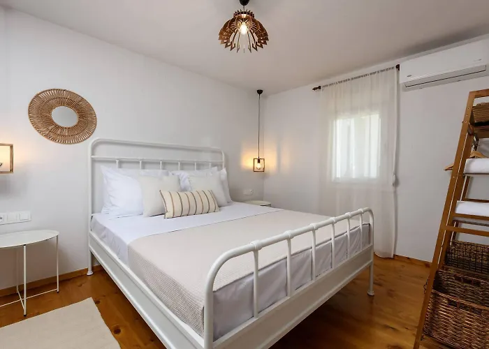 Toutounis House Kazaviti *